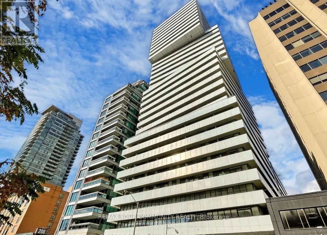 2006 - 200 BLOOR STREET W, Toronto, Ontario