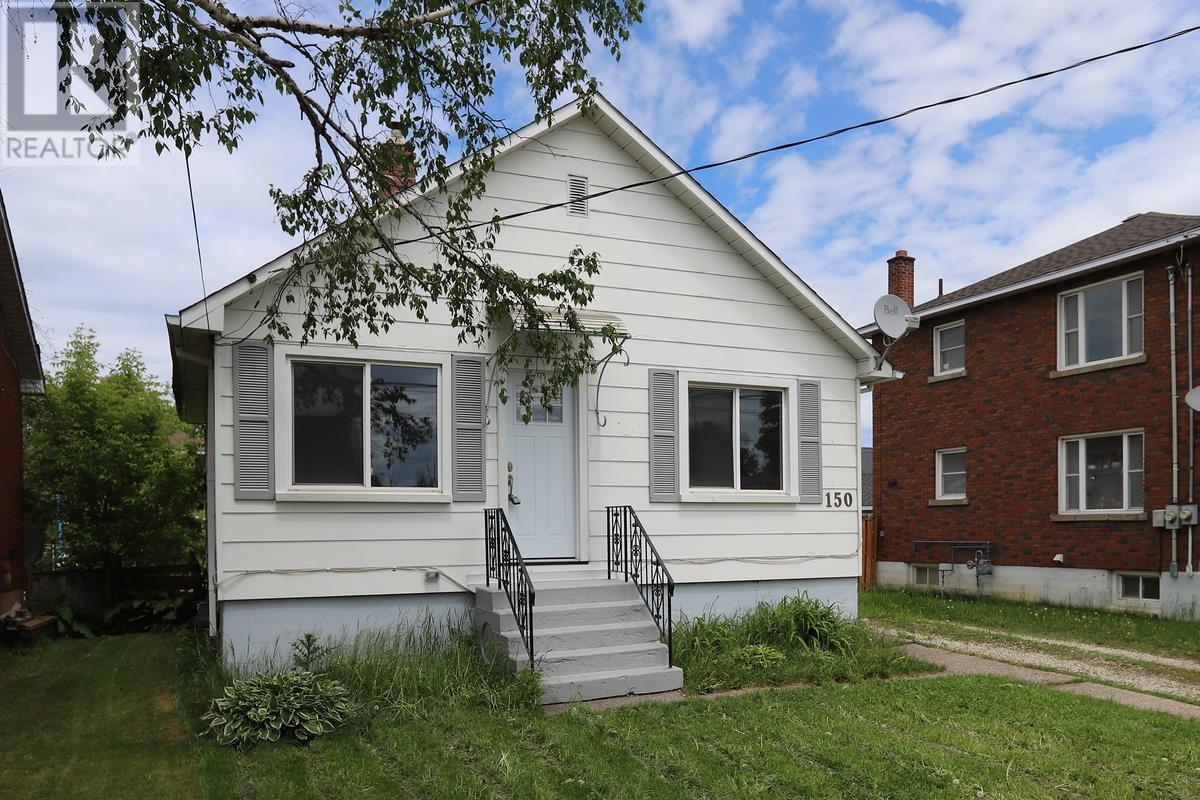150 Henrietta Ave, Sault Ste. Marie, Ontario  P6C 1Z8 - Photo 3 - SM261507