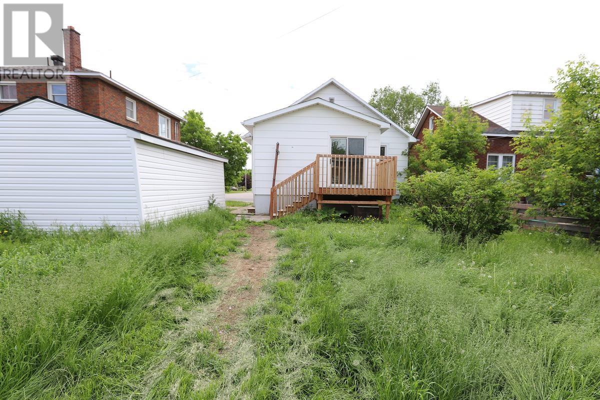 150 Henrietta Ave, Sault Ste. Marie, Ontario  P6C 1Z8 - Photo 7 - SM261507