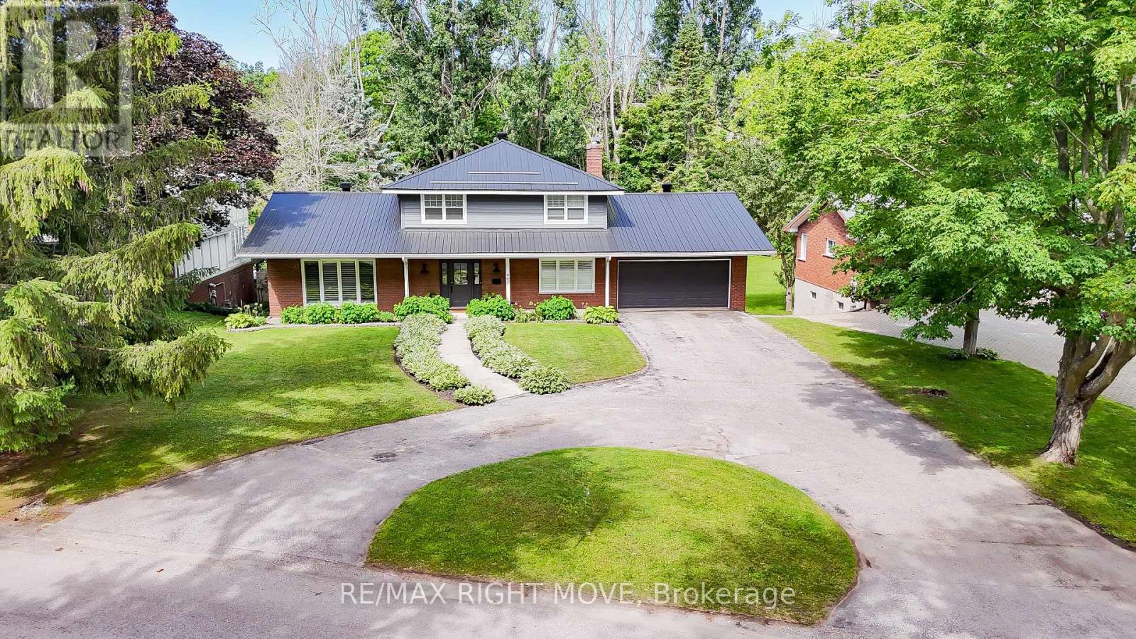 407 BAY STREET, Orillia, Ontario