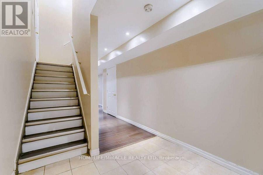 34 Washburn Road, Brampton, Ontario  L6P 3V6 - Photo 44 - W13473946