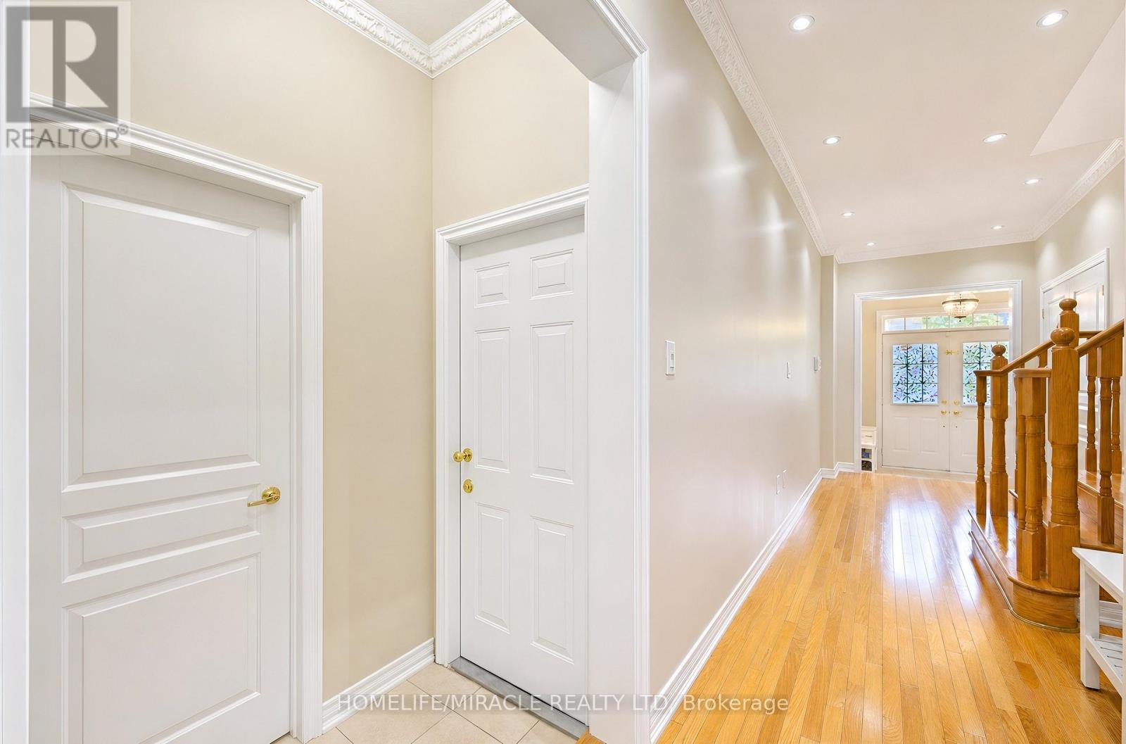 34 Washburn Road, Brampton, Ontario  L6P 3V6 - Photo 19 - W13473946