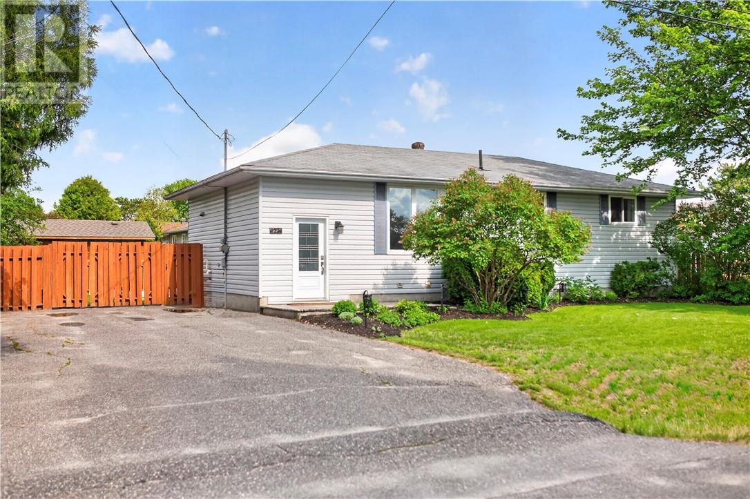 4274 Roy Avenue, Hanmer, Ontario  P3P 1N3 - Photo 1 - 2128746