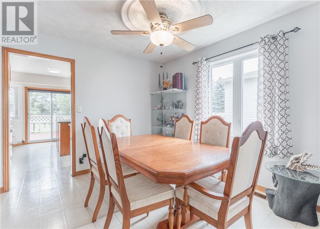 3877 Macmillan Drive, Val Caron, Ontario  P3N 1H9 - Photo 8 - 2128739