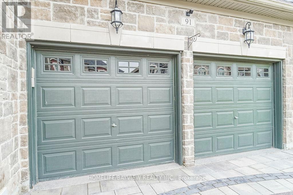 91 Marbrook Street, Richmond Hill, Ontario  L4C 0Y8 - Photo 8 - N13477622
