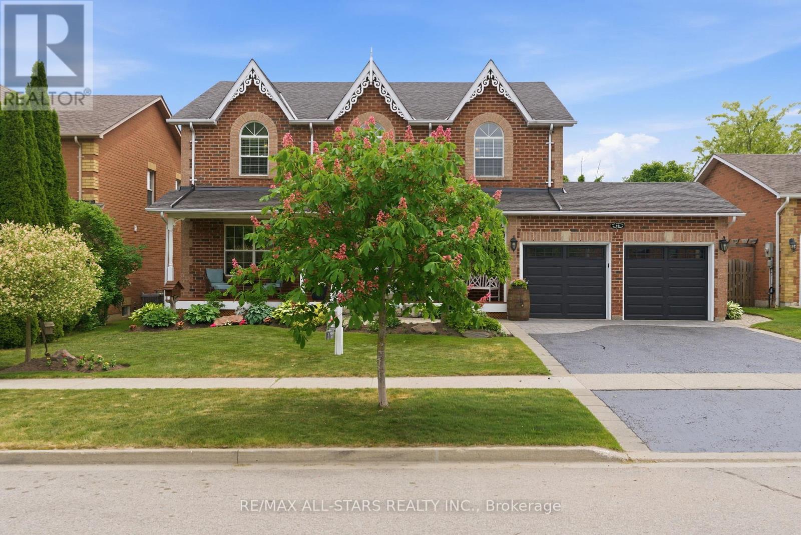 52 Alsop Place, Uxbridge, Ontario  L9P 1X1 - Photo 2 - N13477700