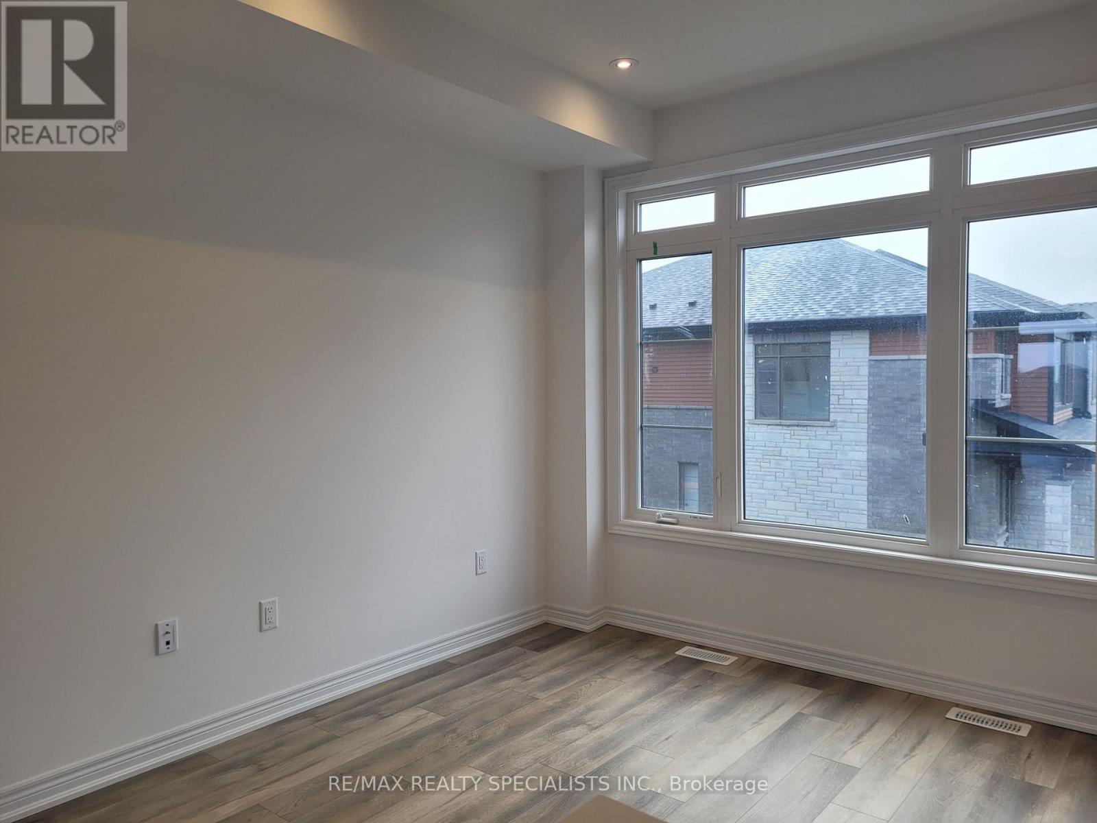 4 - 106 Court Drive, Brant, Ontario N3L 0N2 - Photo 5 - X13249140