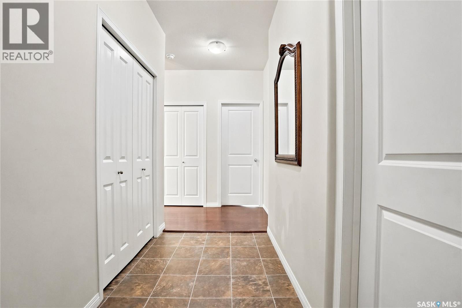 305 914 Heritage View, Saskatoon, Saskatchewan  S7H 5T1 - Photo 5 - SK040267