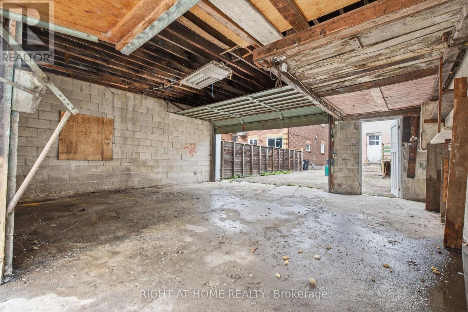 502 Salem Avenue N, Toronto, Ontario  M6H 3E1 - Photo 49 - W13477728