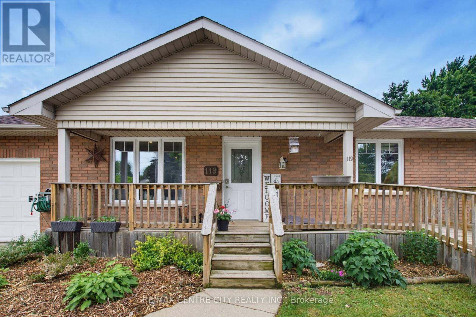 119 Anderson Avenue, Southwest Middlesex, Ontario  N0L 1M0 - Photo 2 - X13478032