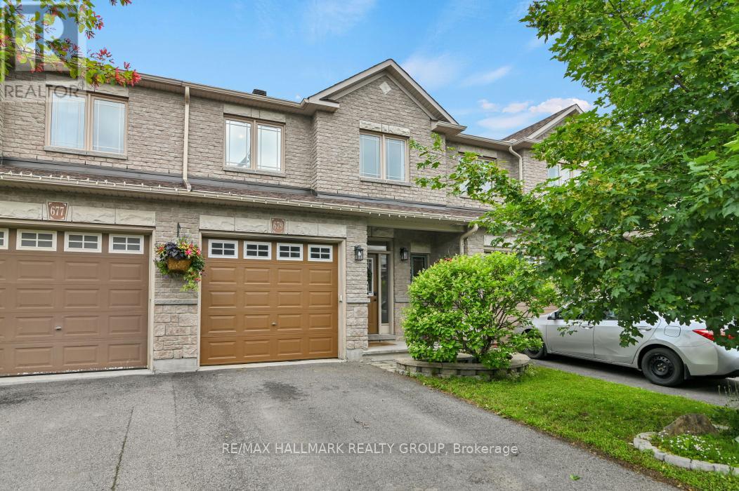 679 PERCIFOR WAY, Ottawa, Ontario