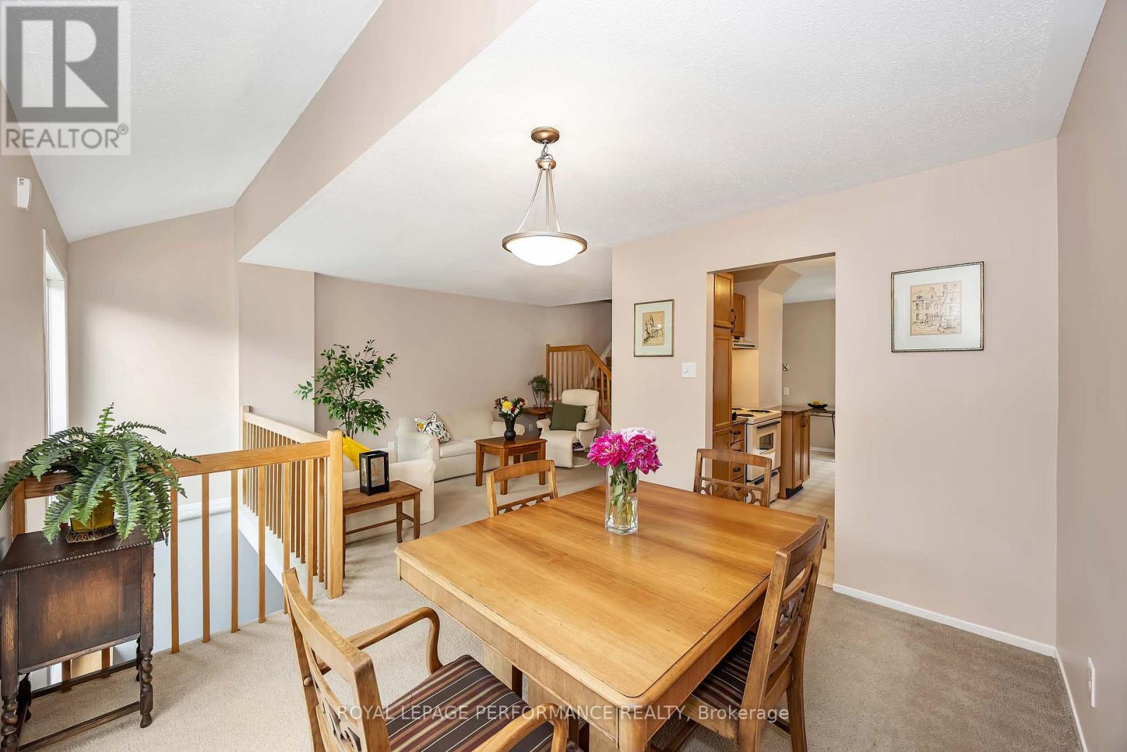 26 Armadale Crescent, Ottawa, Ontario  K2J 4A4 - Photo 7 - X13478302