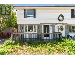 27 DAPHNE CRESCENT, Barrie, Ontario