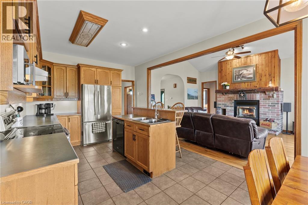 98 Smith Road, Stoney Creek, Ontario  L8J 2Z3 - Photo 14 - 40841277