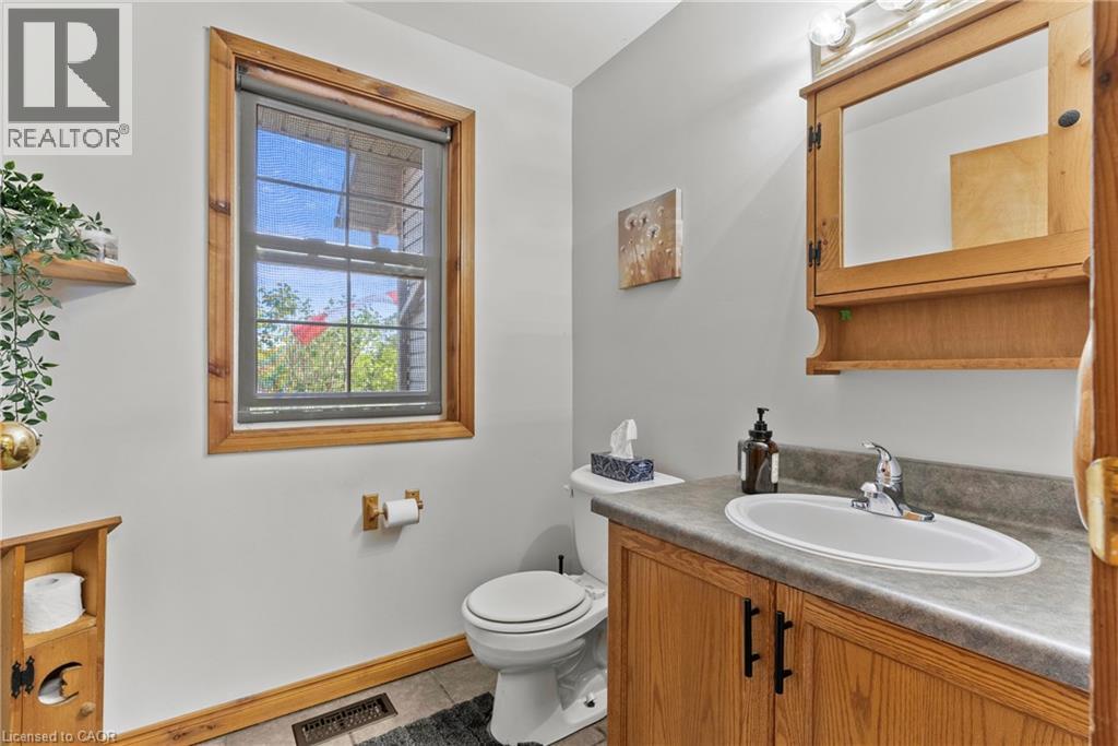 98 Smith Road, Stoney Creek, Ontario  L8J 2Z3 - Photo 18 - 40841277