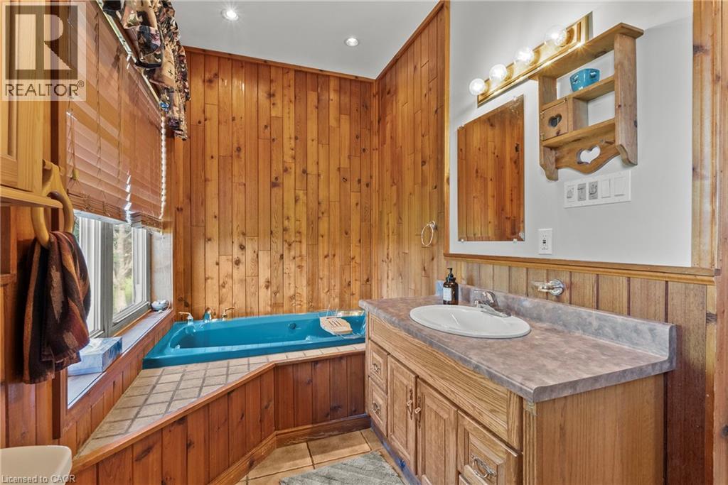 98 Smith Road, Stoney Creek, Ontario  L8J 2Z3 - Photo 22 - 40841277
