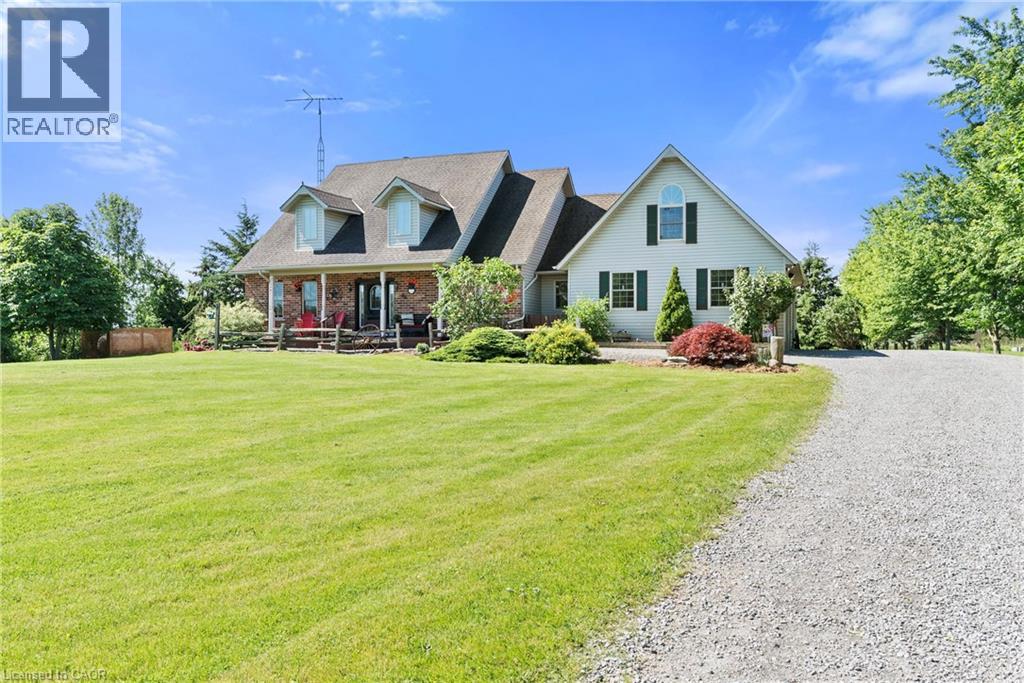 98 Smith Road, Stoney Creek, Ontario  L8J 2Z3 - Photo 3 - 40841277