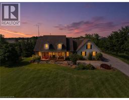 98 SMITH Road, Stoney Creek, Ontario