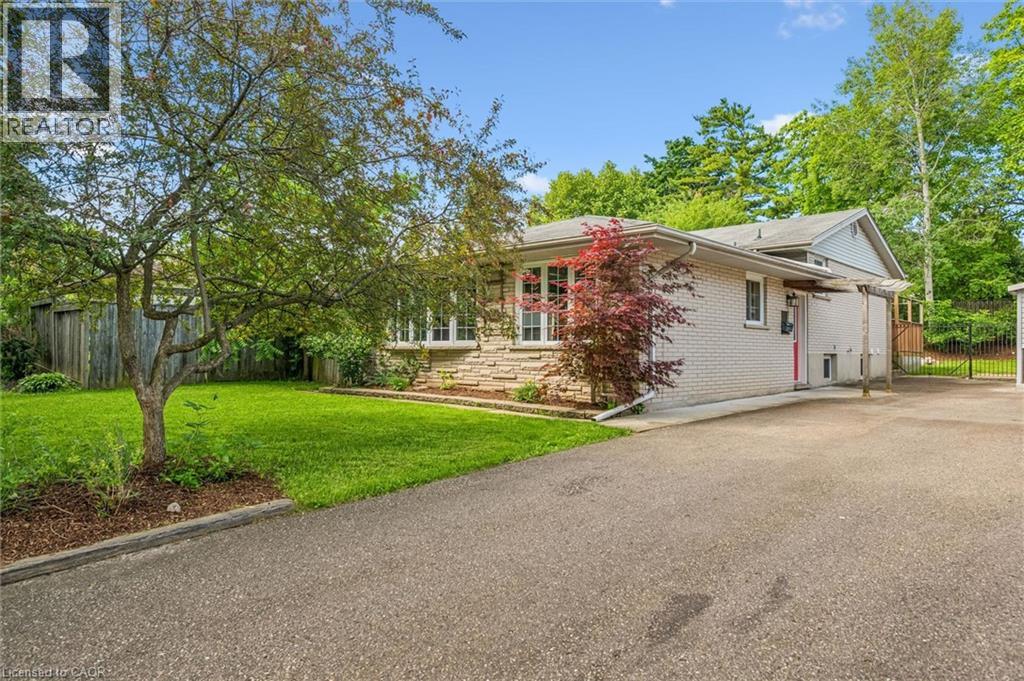 107 QUEENSTON Drive, Kitchener, Ontario