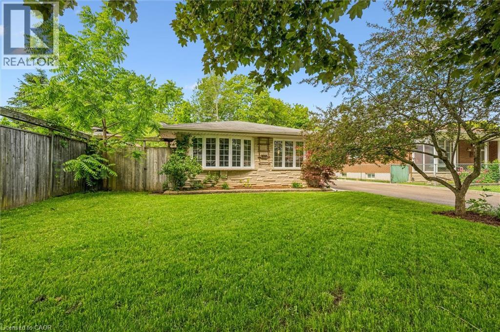 107 Queenston Drive, Kitchener, Ontario  N2B 2V2 - Photo 2 - 40841262