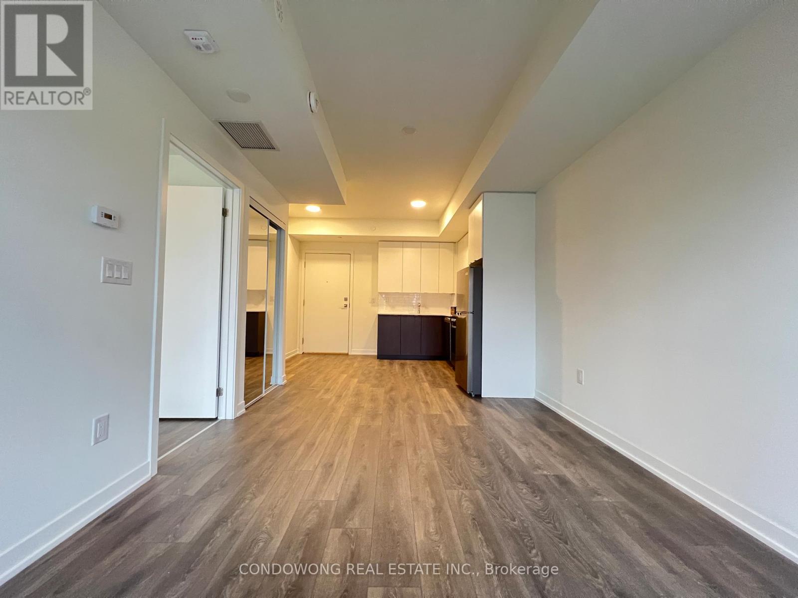 507 - 165 Canon Jackson Drive, Toronto, Ontario  M6M 0C4 - Photo 4 - W13477540