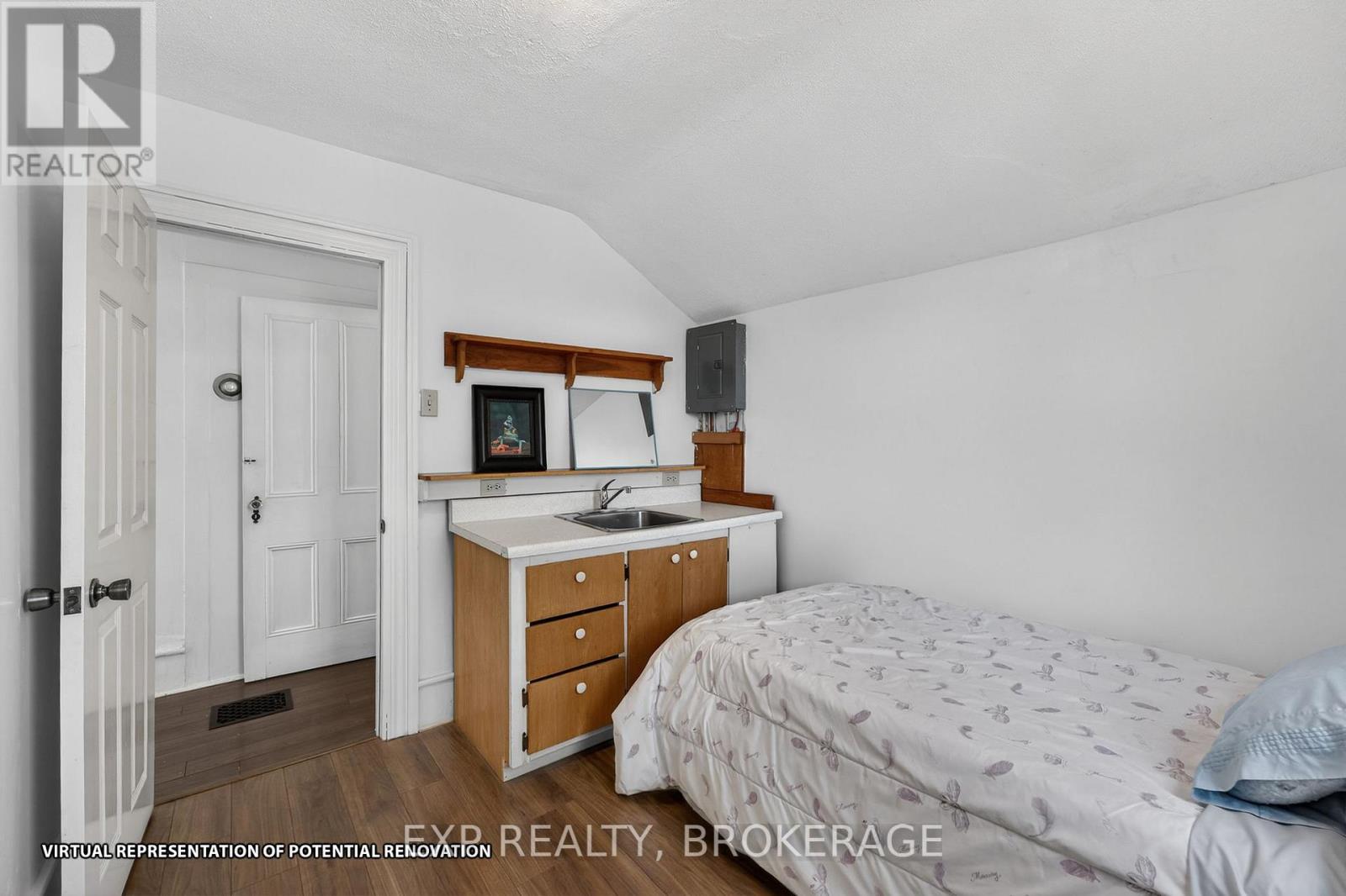45 Main Street, Gananoque, Ontario  K7G 2L8 - Photo 19 - X13477950