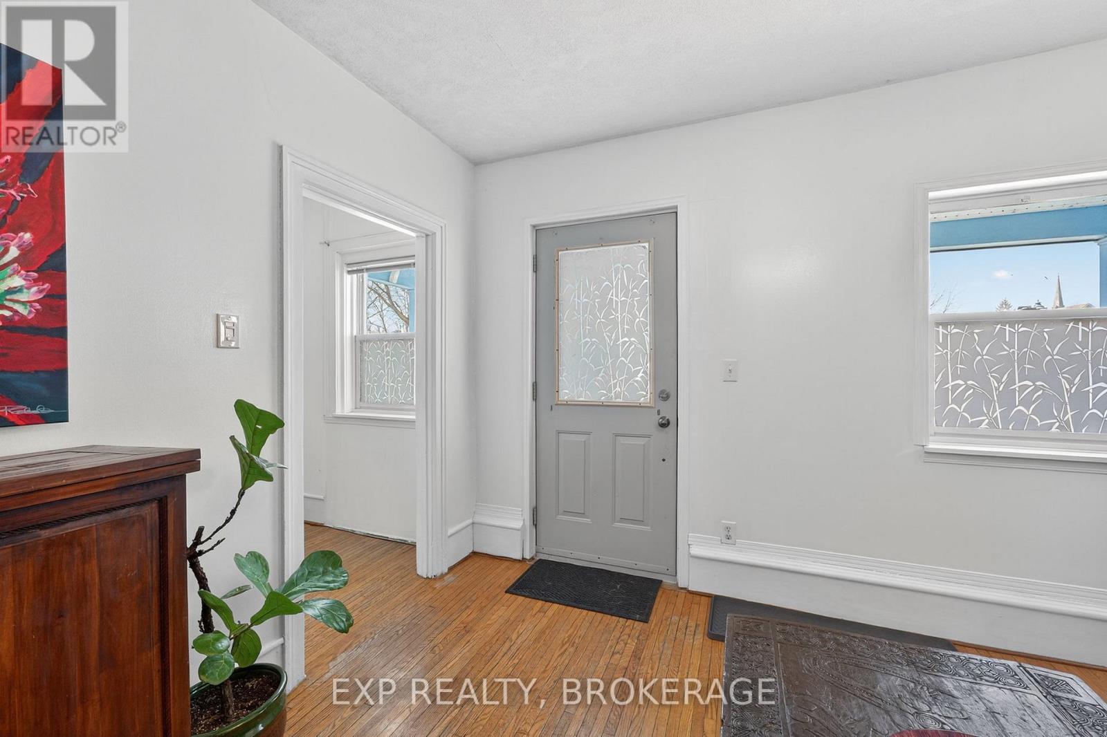 45 Main Street, Gananoque, Ontario  K7G 2L8 - Photo 4 - X13477950