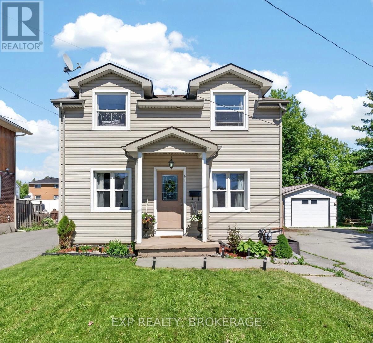 911 DIVISION STREET, Kingston, Ontario