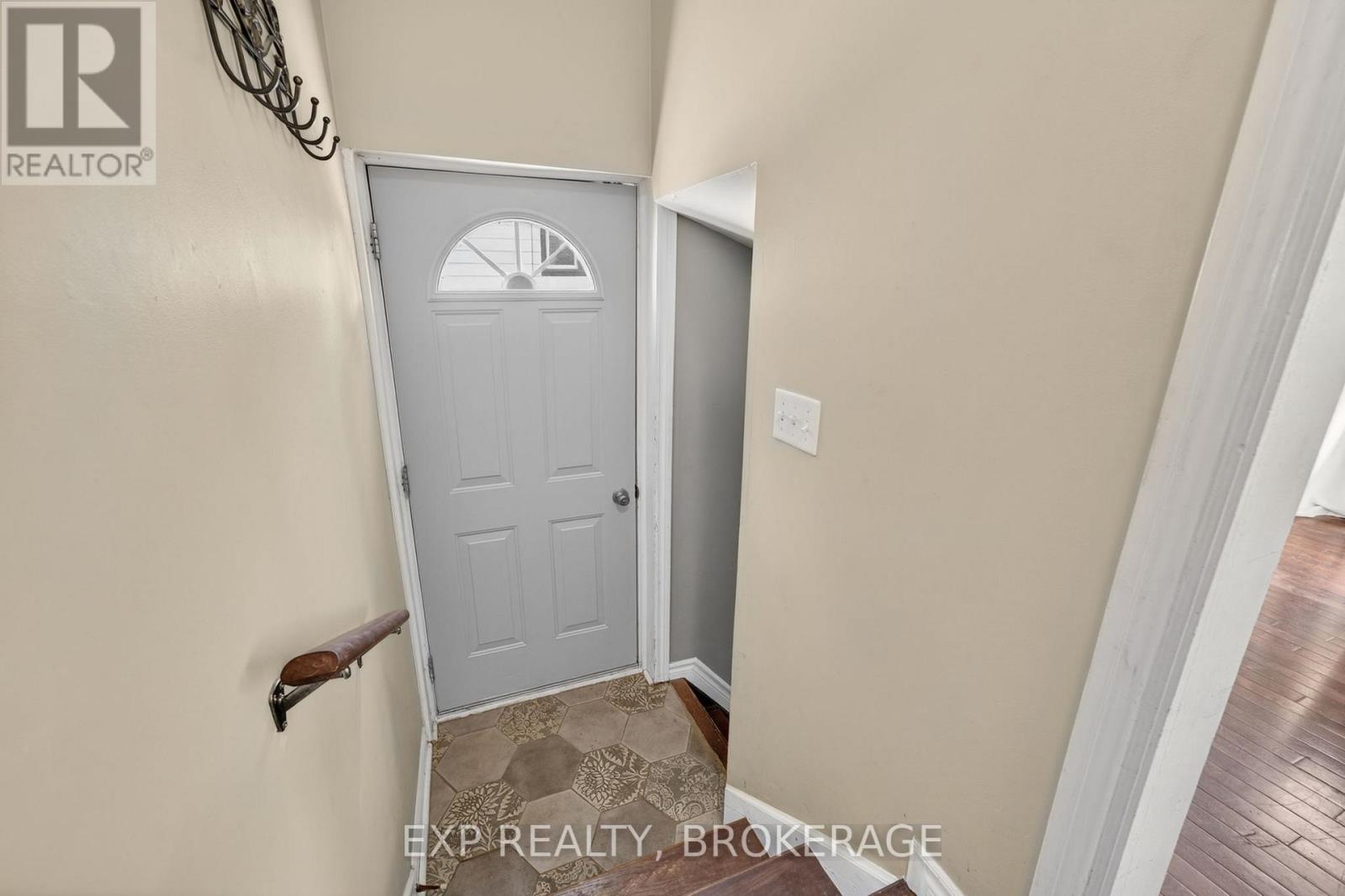 911 Division Street, Kingston, Ontario  K7K 4C6 - Photo 21 - X13477962