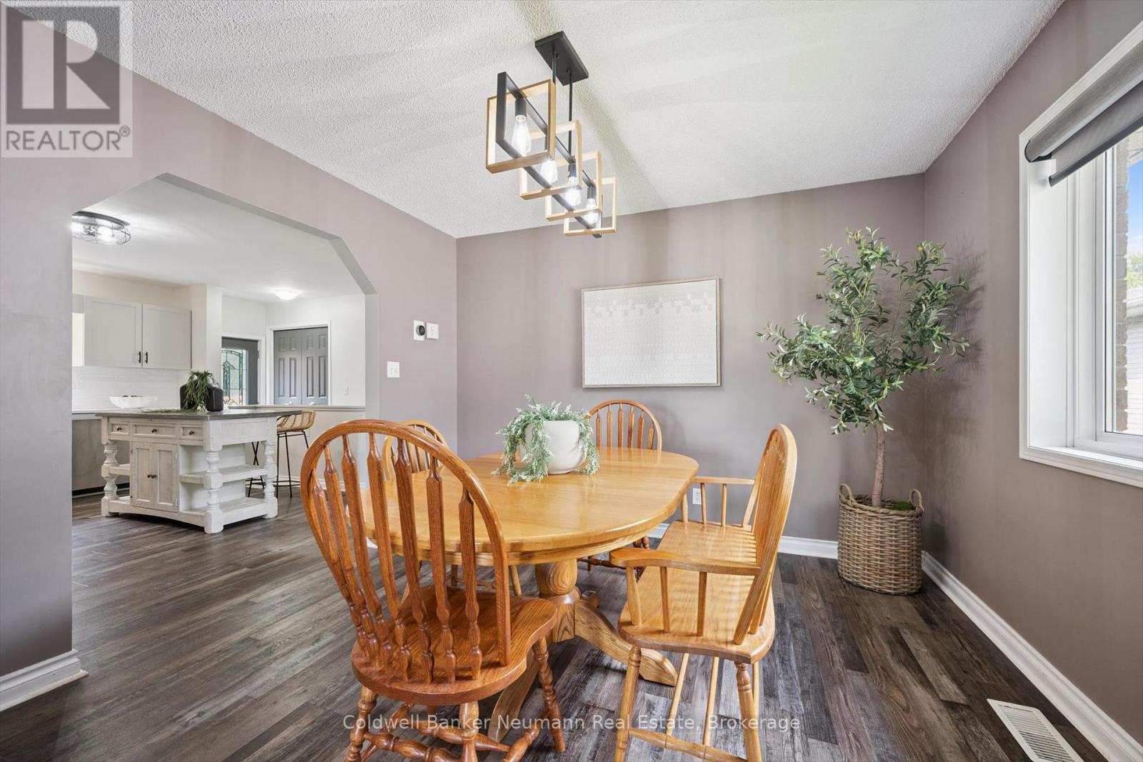 454 Hibernia Street, Stratford, Ontario  N5A 5W3 - Photo 27 - X13478068