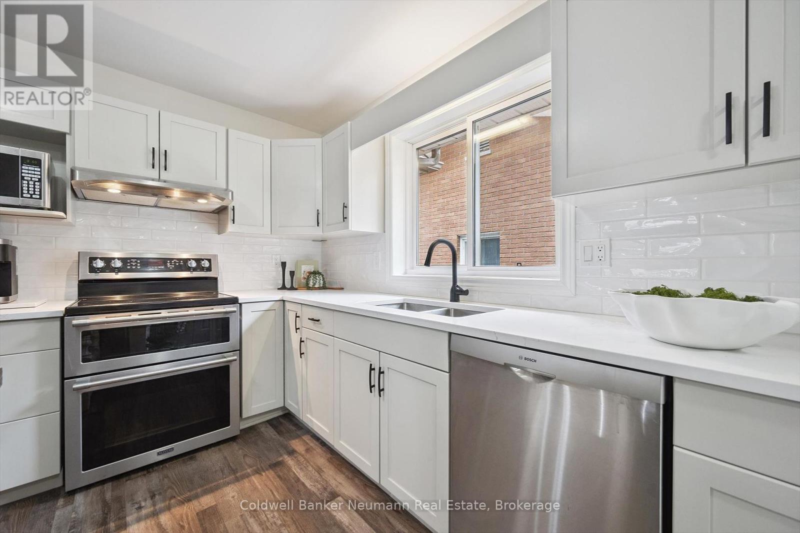 454 Hibernia Street, Stratford, Ontario  N5A 5W3 - Photo 29 - X13478068