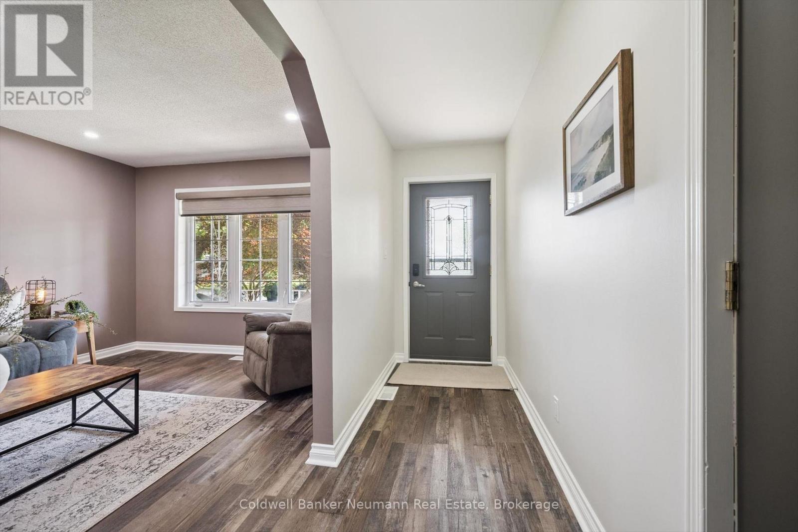 454 Hibernia Street, Stratford, Ontario  N5A 5W3 - Photo 3 - X13478068