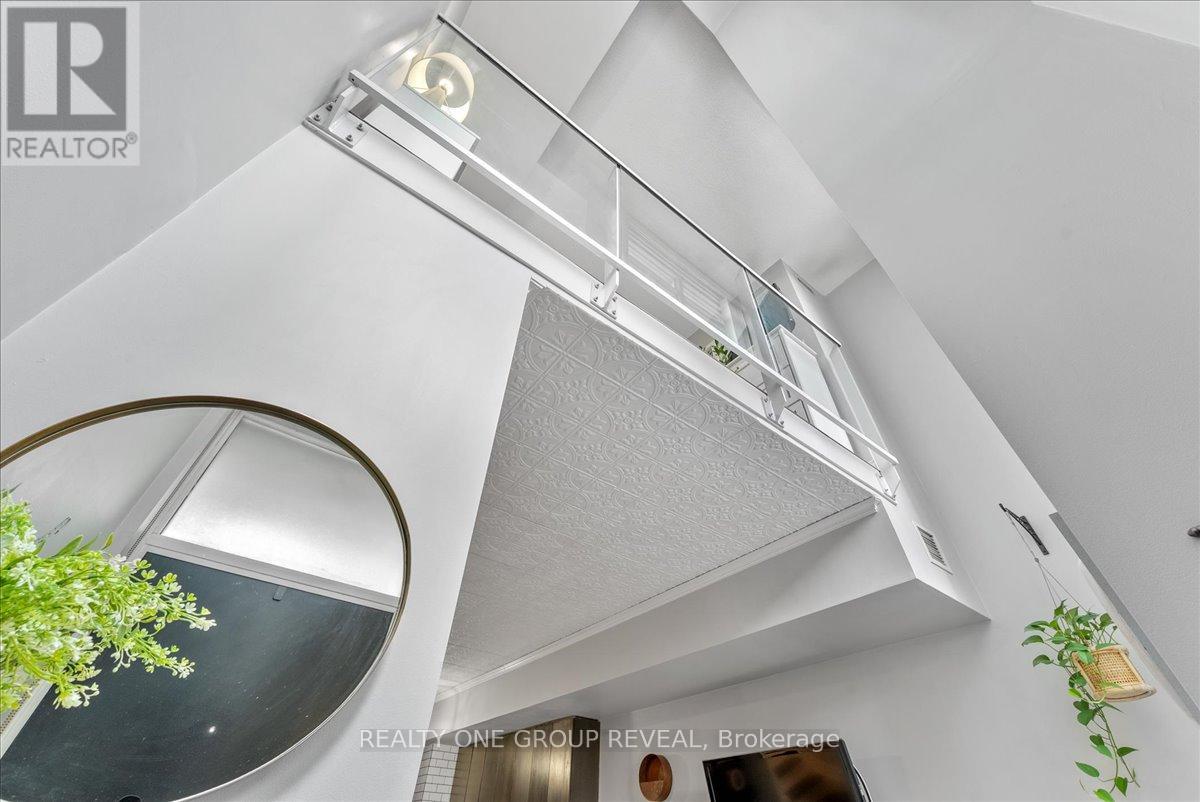 112 - 15 Brunel Court, Toronto, Ontario  M5V 3Y6 - Photo 10 - C13428408