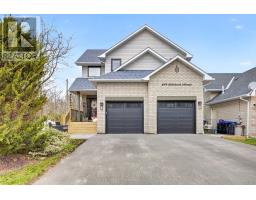 684 LAKELANDS AVENUE, Innisfil, Ontario