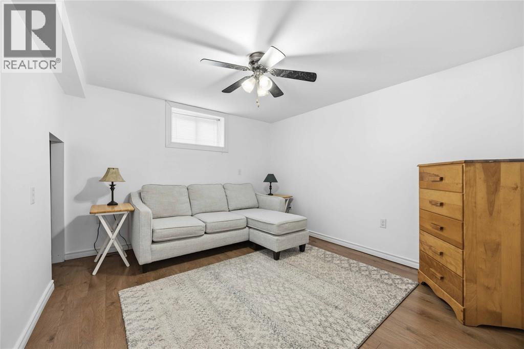 991 Germain Street, Sarnia photo 26