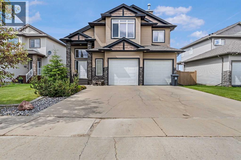 <div class="slider-price">$689,900.00</div><p>10214 154 Avenue, Rural Grande Prairie No. 1, Alberta</p>