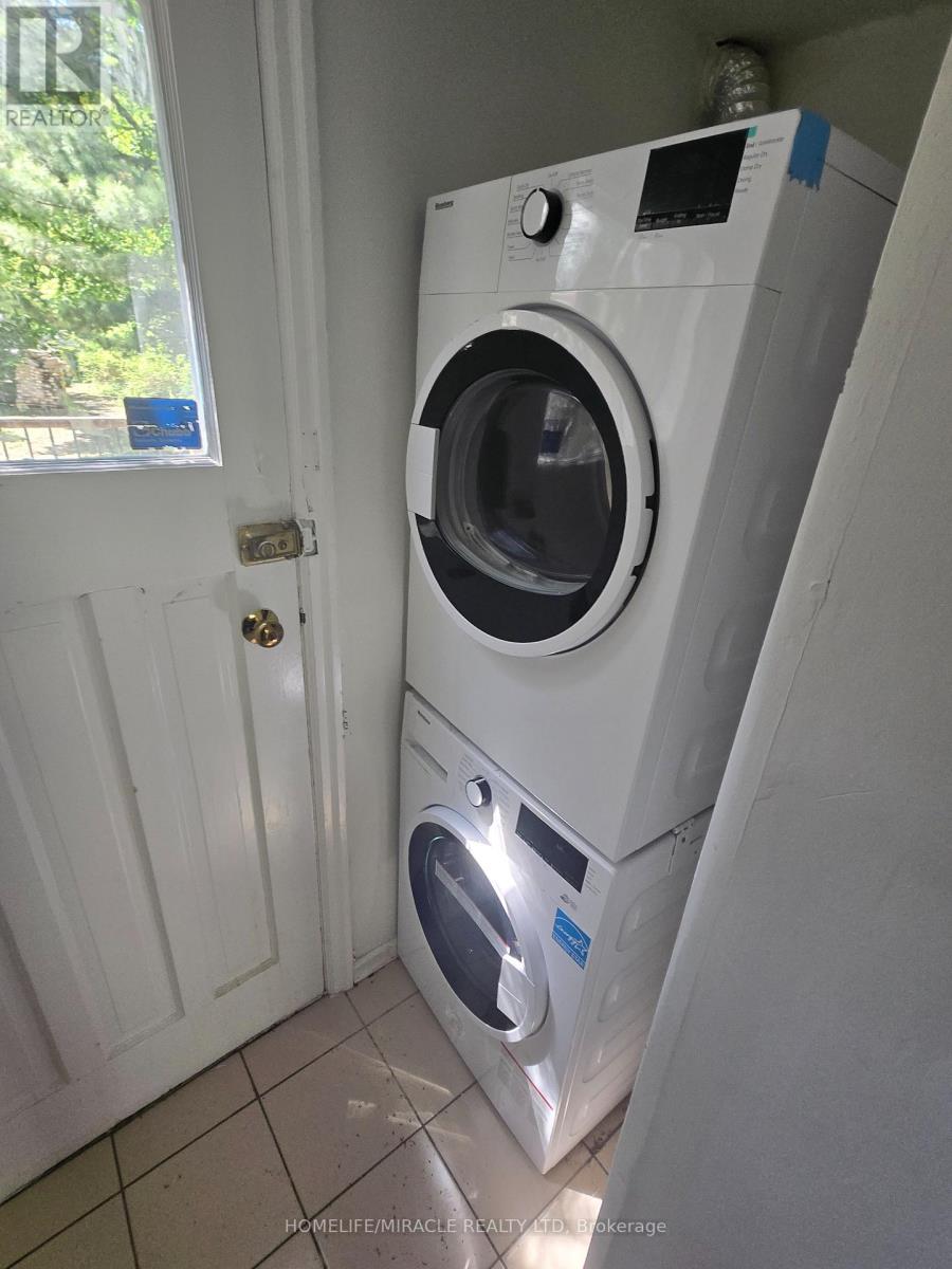 29 Codsell Avenue, Toronto, Ontario  M3H 3V7 - Photo 23 - C13462998