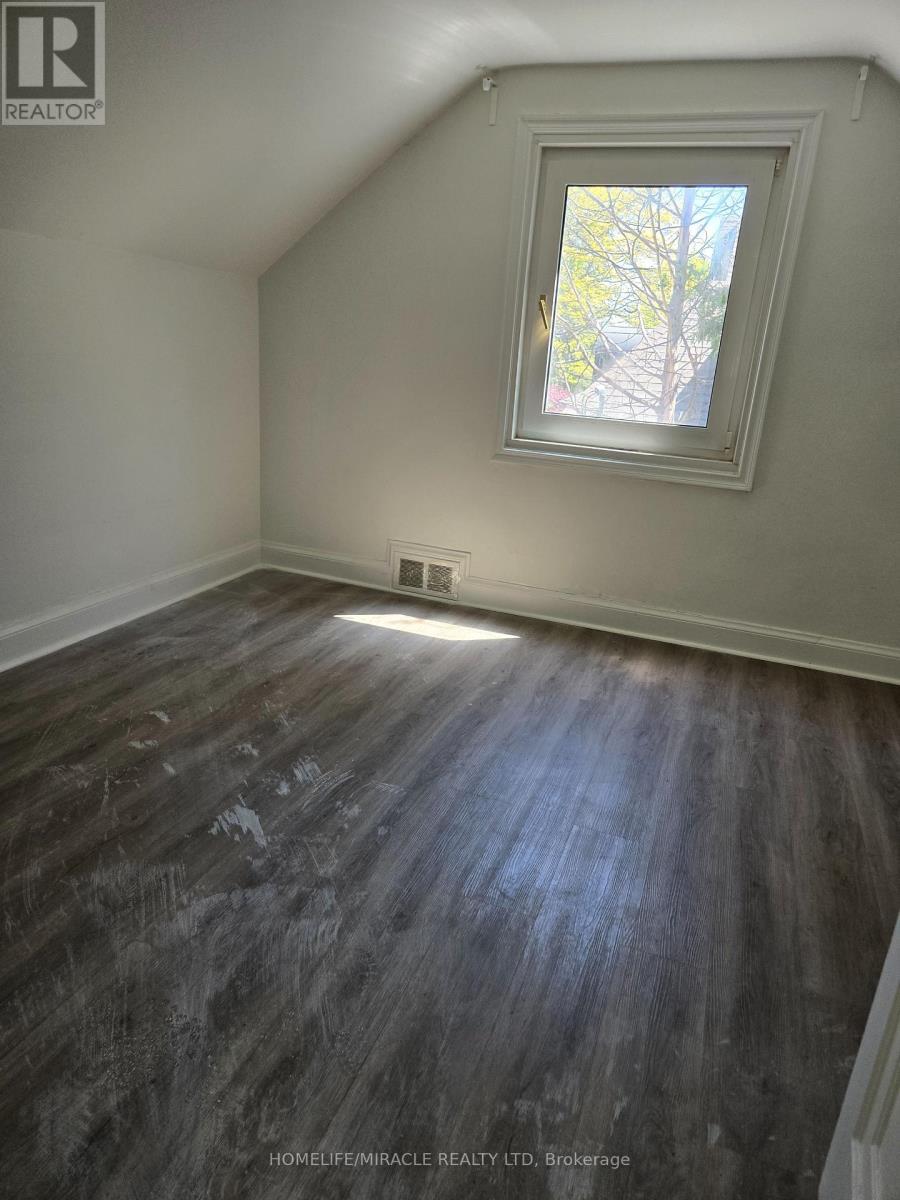 29 Codsell Avenue, Toronto, Ontario  M3H 3V7 - Photo 27 - C13462998