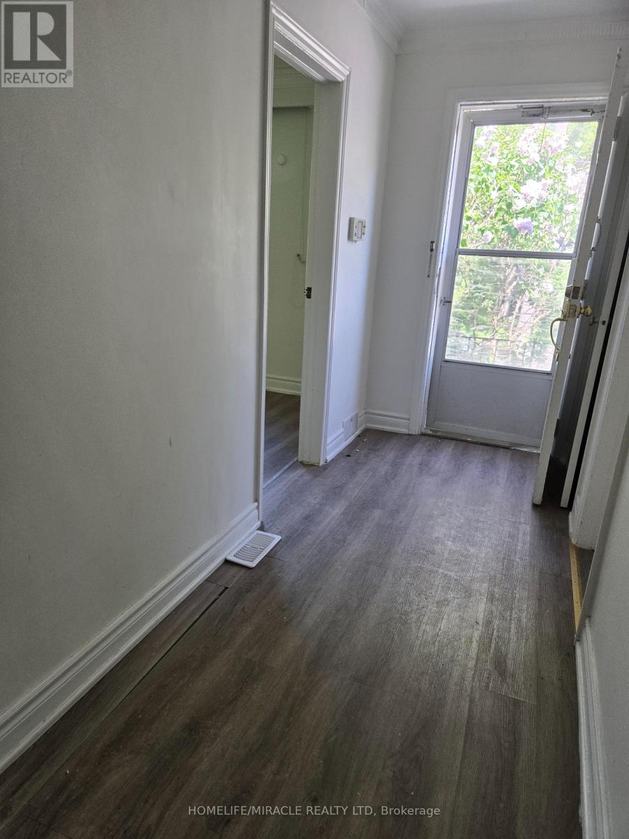29 Codsell Avenue, Toronto, Ontario  M3H 3V7 - Photo 17 - C13462998