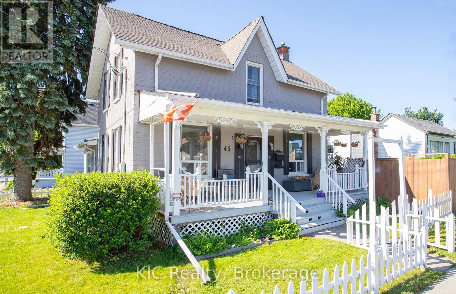 45 ALBANY STREET, Oshawa, Ontario