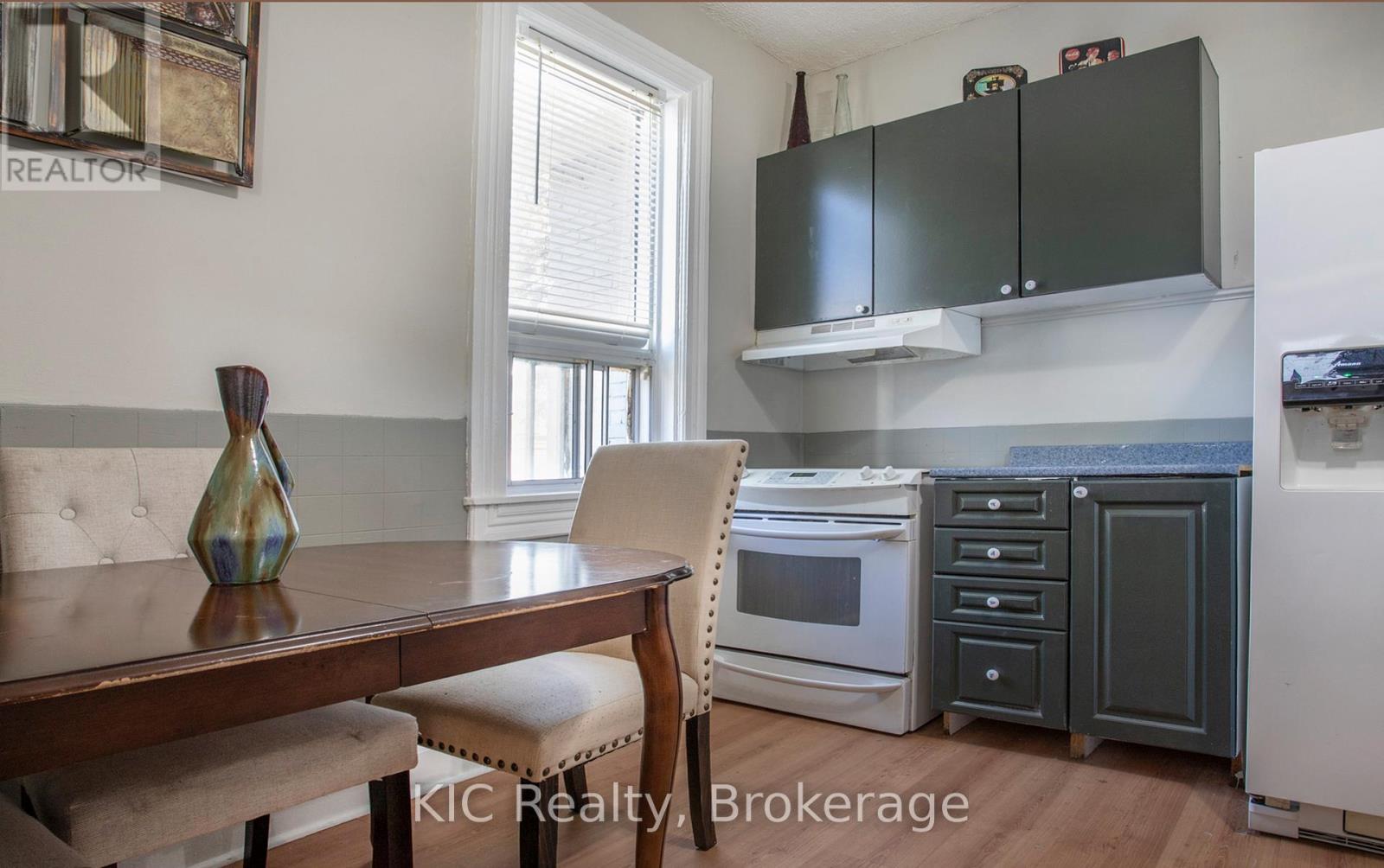 45 Albany Street, Oshawa, Ontario  L1H 2Y9 - Photo 14 - E13477446