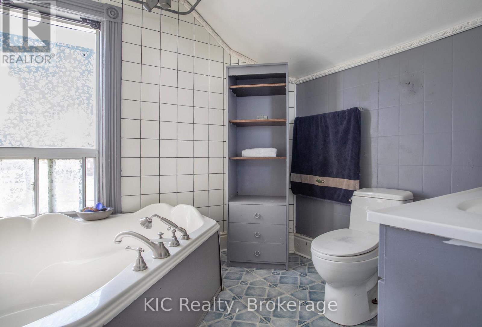 45 Albany Street, Oshawa, Ontario  L1H 2Y9 - Photo 24 - E13477446