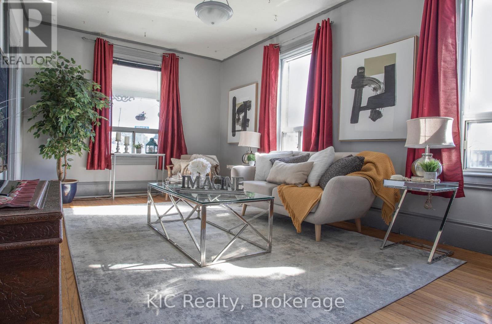 45 Albany Street, Oshawa, Ontario  L1H 2Y9 - Photo 7 - E13477446