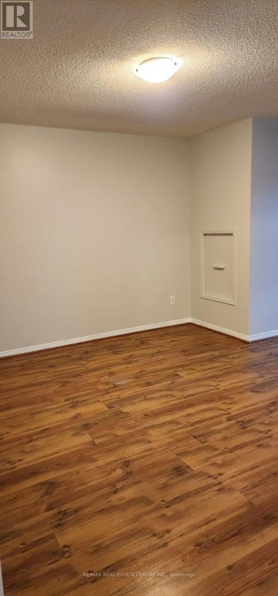 6850 Dillingwood Drive, Mississauga, Ontario  L5N 6Z9 - Photo 37 - W13477148
