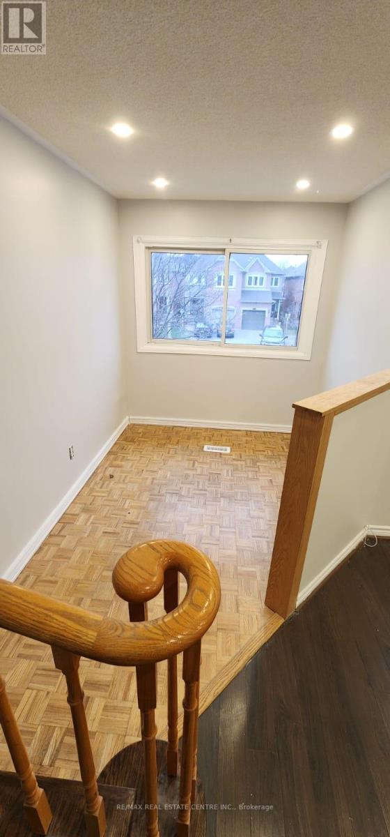 6850 Dillingwood Drive, Mississauga, Ontario  L5N 6Z9 - Photo 26 - W13477148