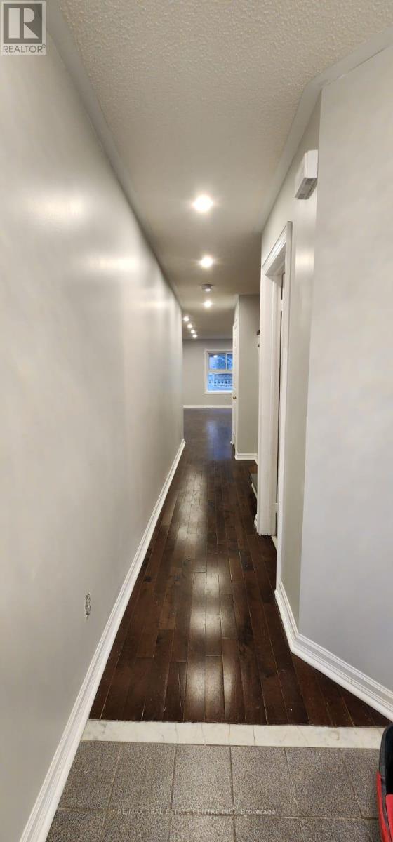 6850 Dillingwood Drive, Mississauga, Ontario  L5N 6Z9 - Photo 8 - W13477148