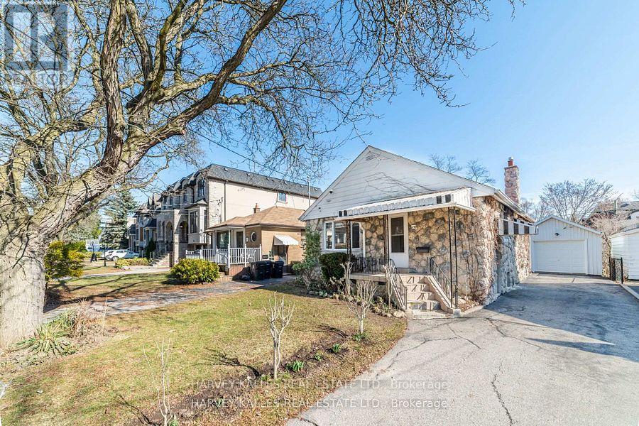 139 KINGSDALE AVENUE, Toronto, Ontario