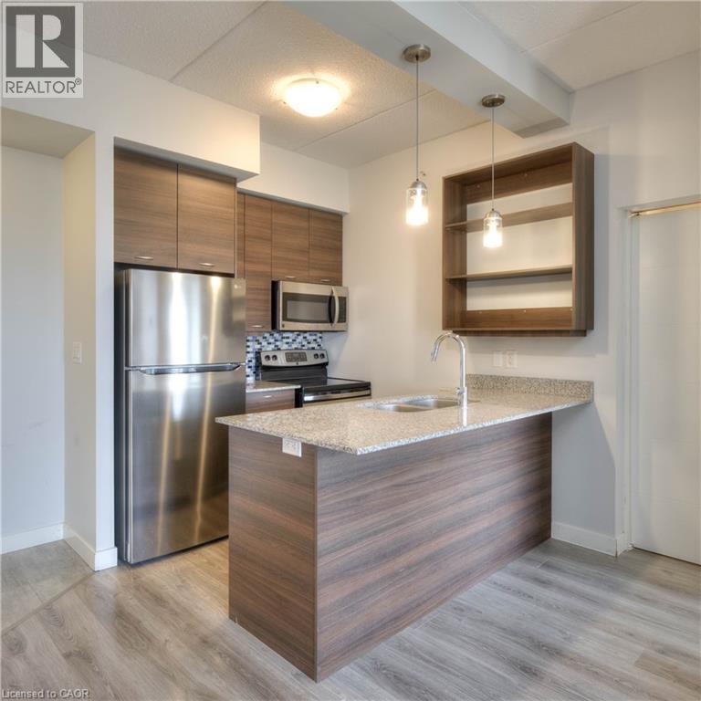318 SPRUCE Street Unit# 808, Waterloo, Ontario