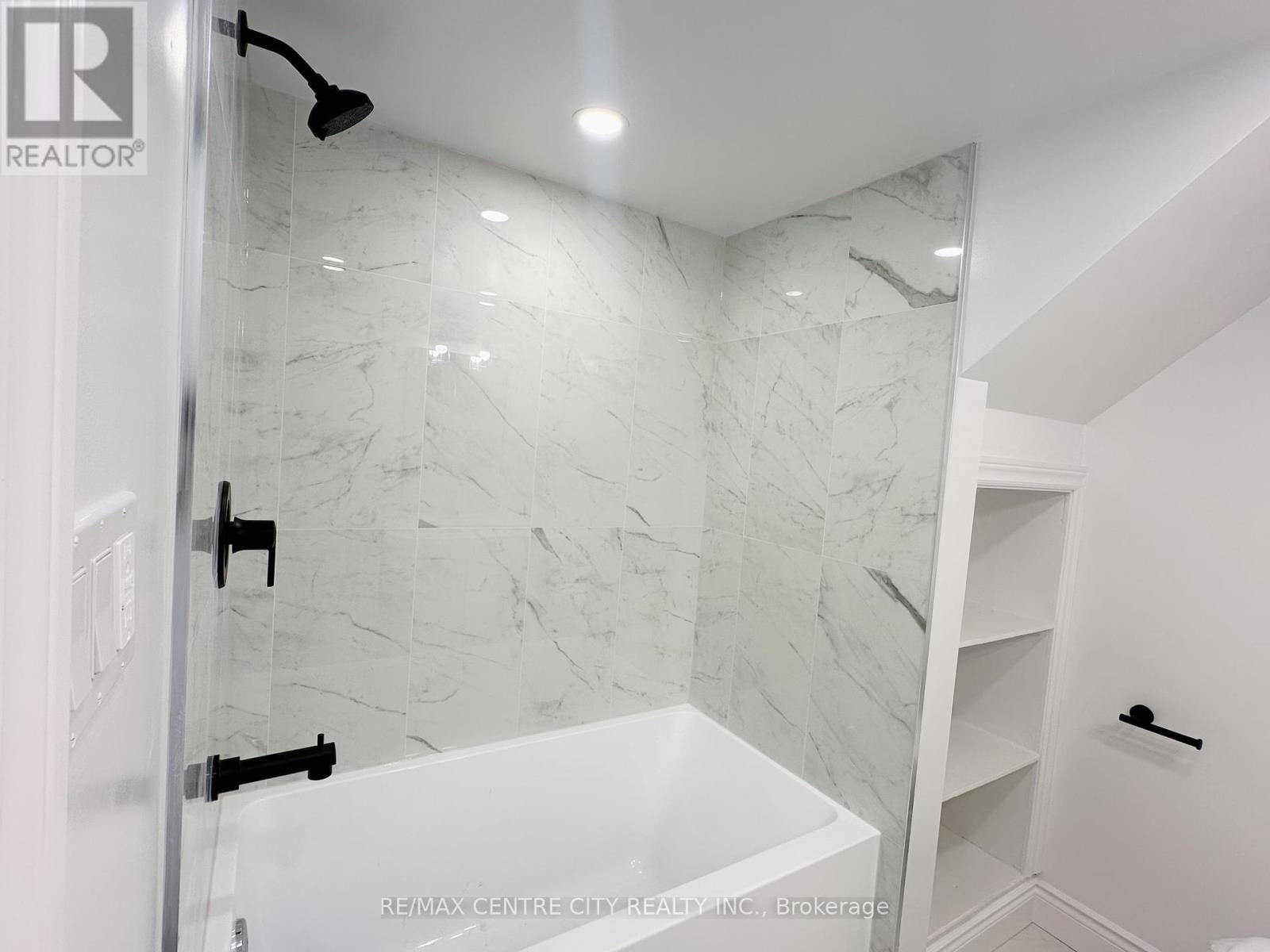 Unit 1 - 81 Curtis Street, St. Thomas, Ontario  N5P 1H9 - Photo 11 - X13478372