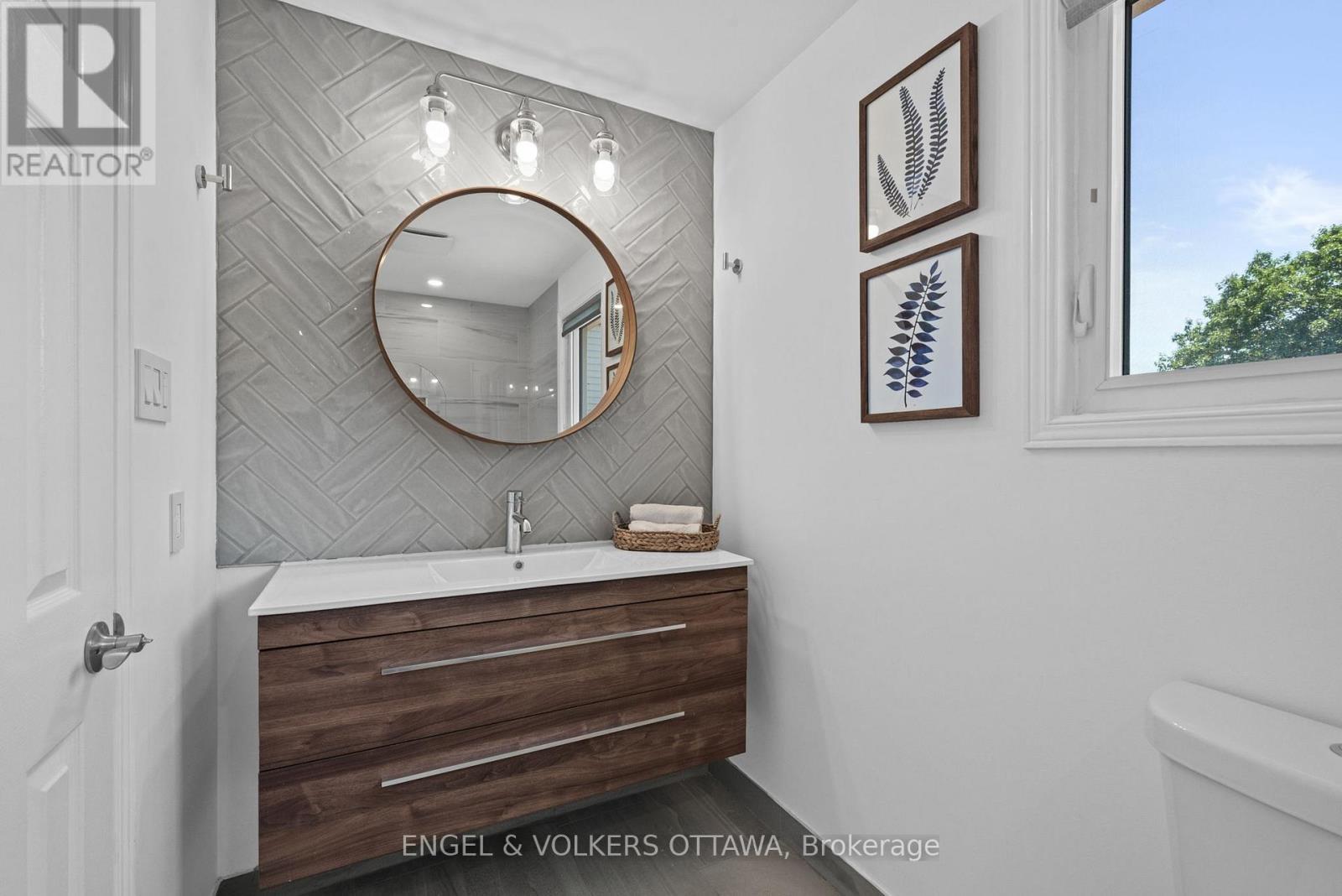 1448 Leblanc Drive, Ottawa, Ontario  K1C 3W6 - Photo 22 - X13478388